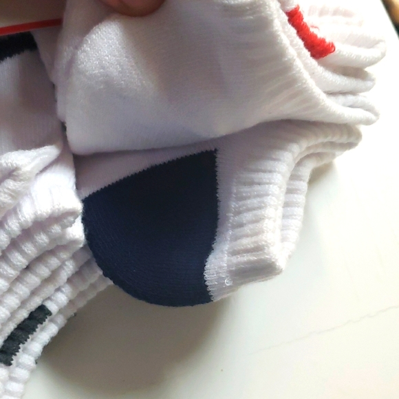 FILA - 6 Pack No-Show Socks.....Sz. 8 - 12 - Picture 10 of 14